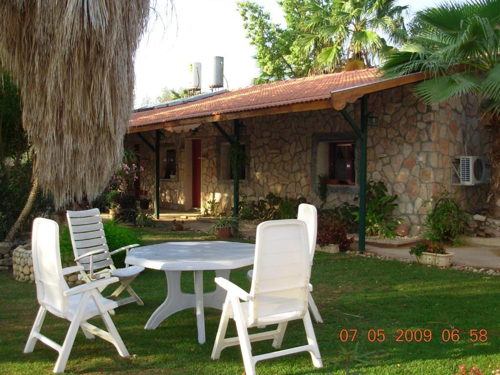 Jericho Inn Vered Yeriho Bagian luar foto