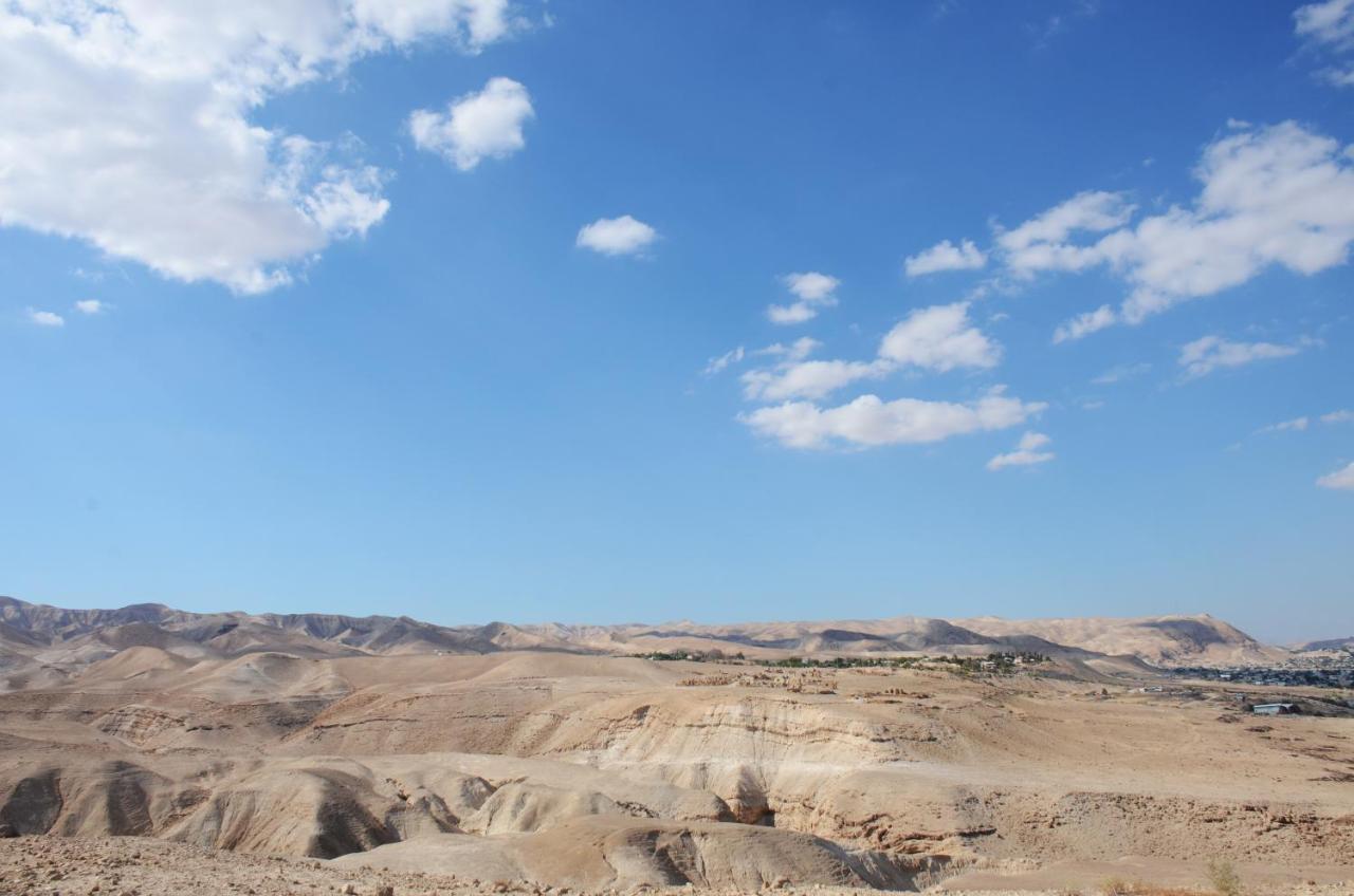 Jericho Inn Vered Yeriho Bagian luar foto